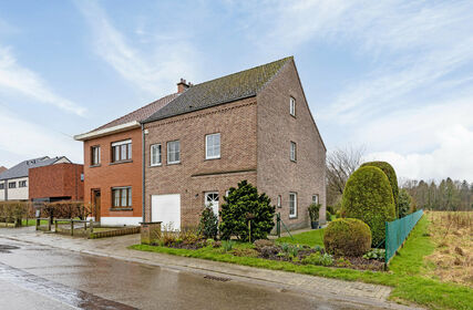 Family house for sale in Duisburg