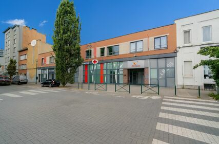Immeuble &agrave; usage multiple &agrave; vendre &agrave; Molenbeek-Sint-Jan