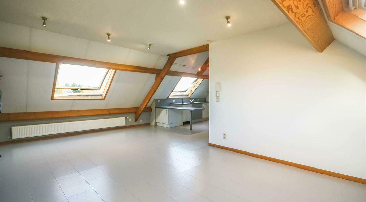 Dakappartement te huur in Wezembeek-Oppem