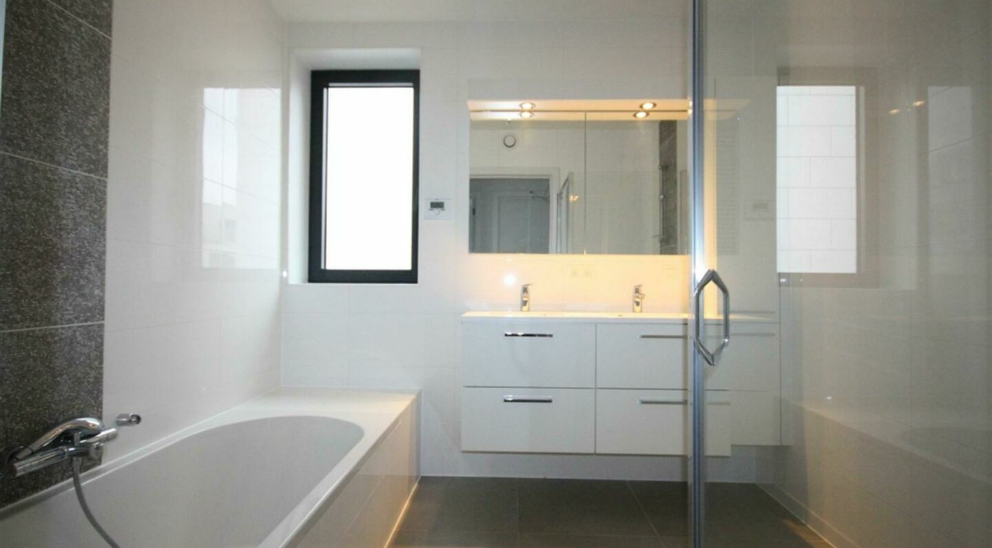 PictureReference:[67696]