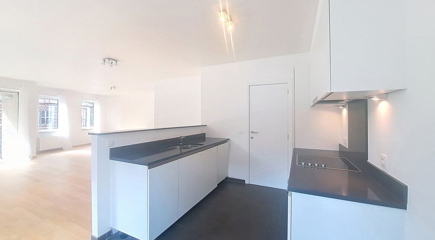 Flat for rent in Sint-Lambrechts-Woluwe