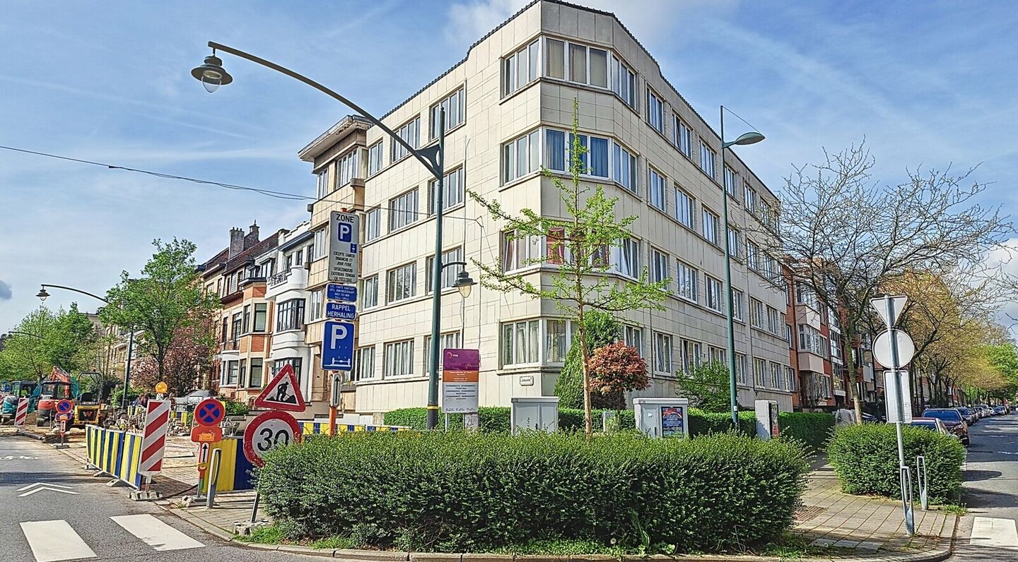Flat for rent in Sint-Lambrechts-Woluwe