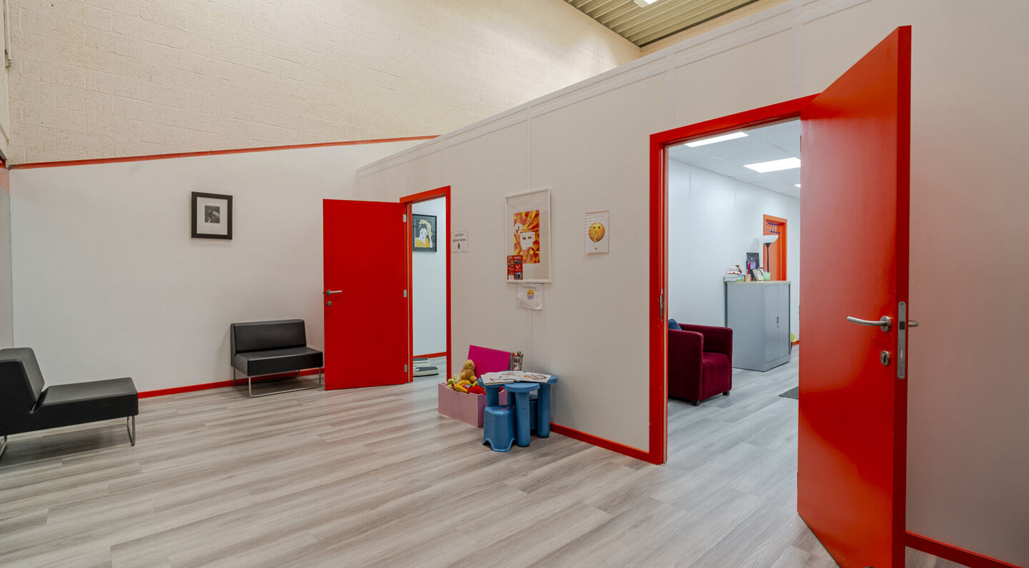 Gebouw voor gemengd gebruik te koop in Molenbeek-Sint-Jan