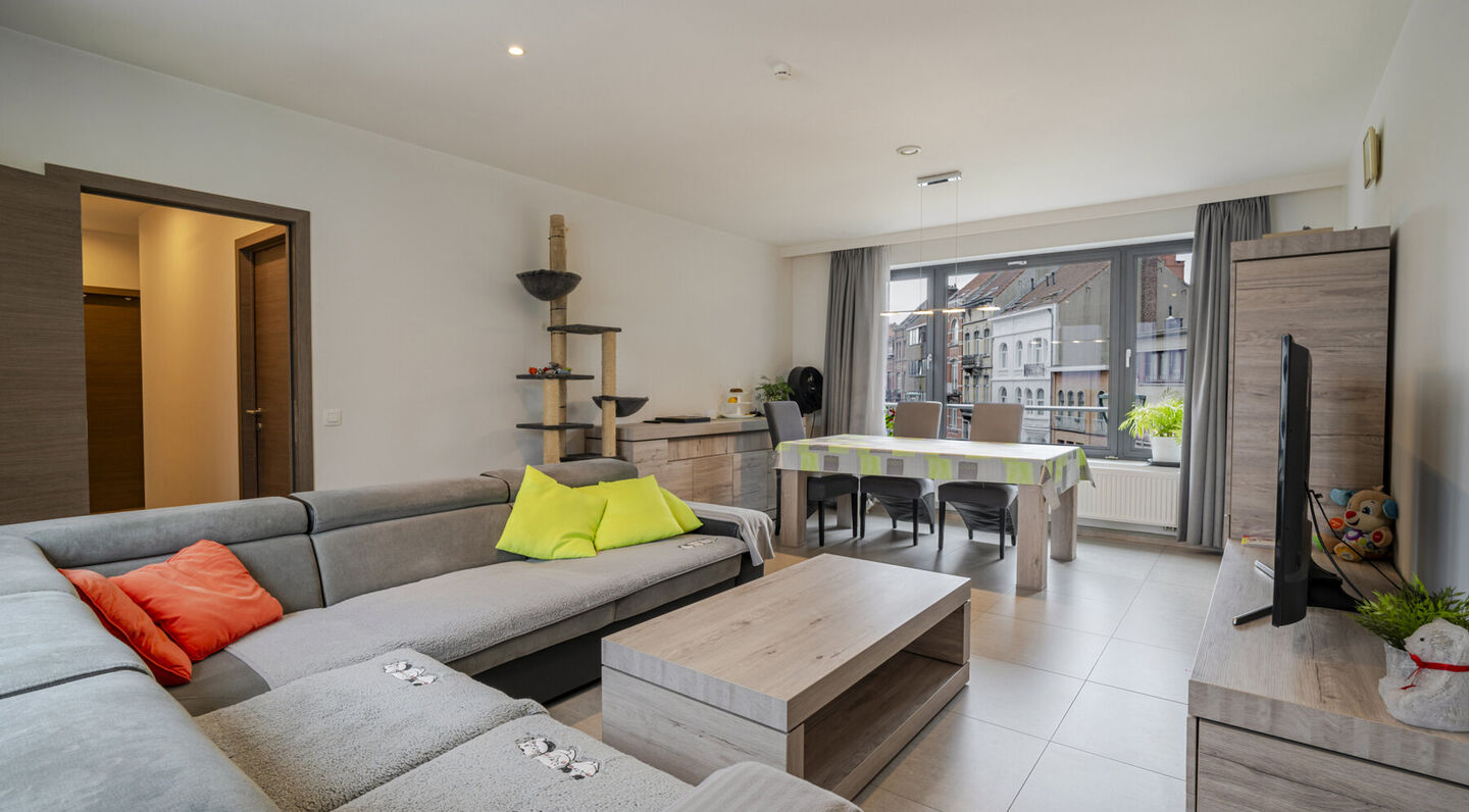 Gebouw voor gemengd gebruik te koop in Molenbeek-Sint-Jan