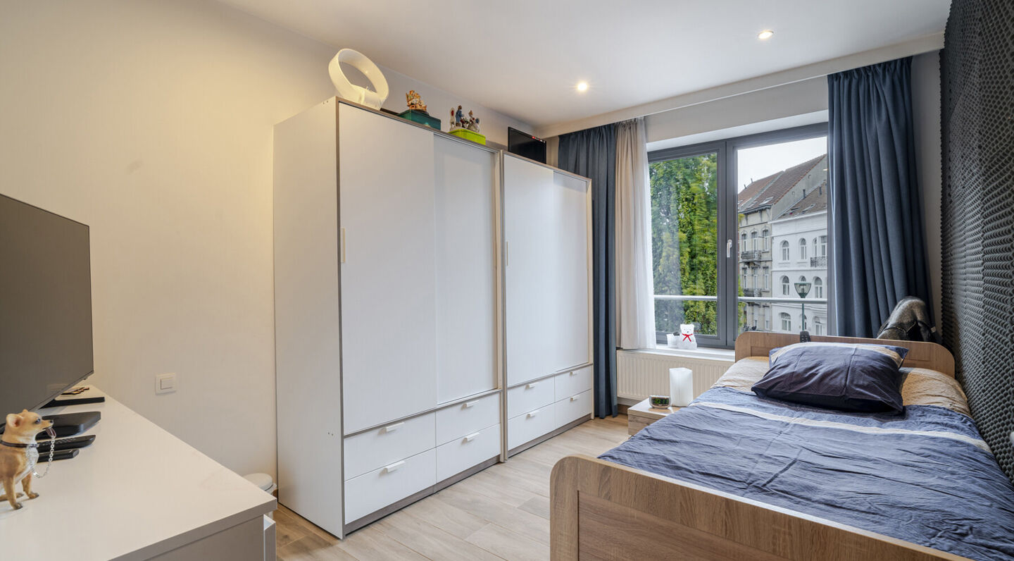 Gebouw voor gemengd gebruik te koop in Molenbeek-Sint-Jan