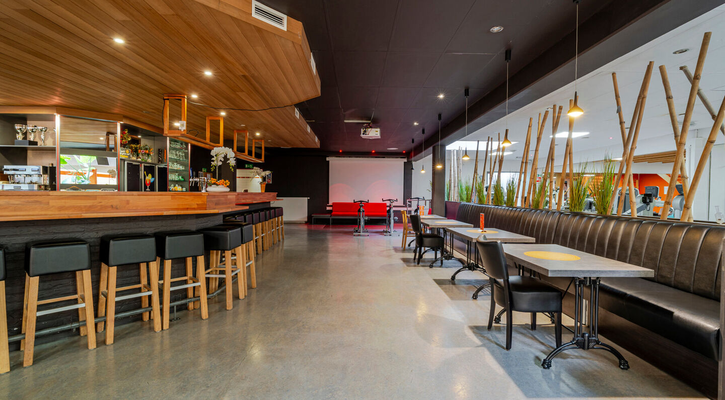 Gebouw voor gemengd gebruik te koop in Molenbeek-Sint-Jan