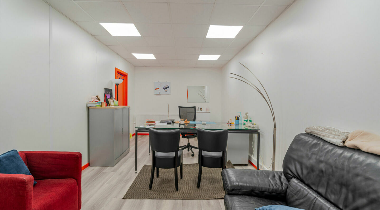 Gebouw voor gemengd gebruik te koop in Molenbeek-Sint-Jan