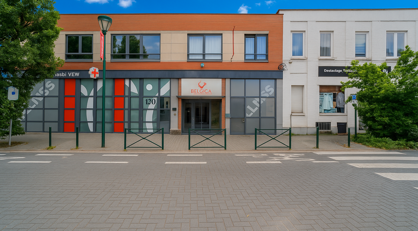 Immeuble à usage multiple à vendre à Molenbeek-Sint-Jan