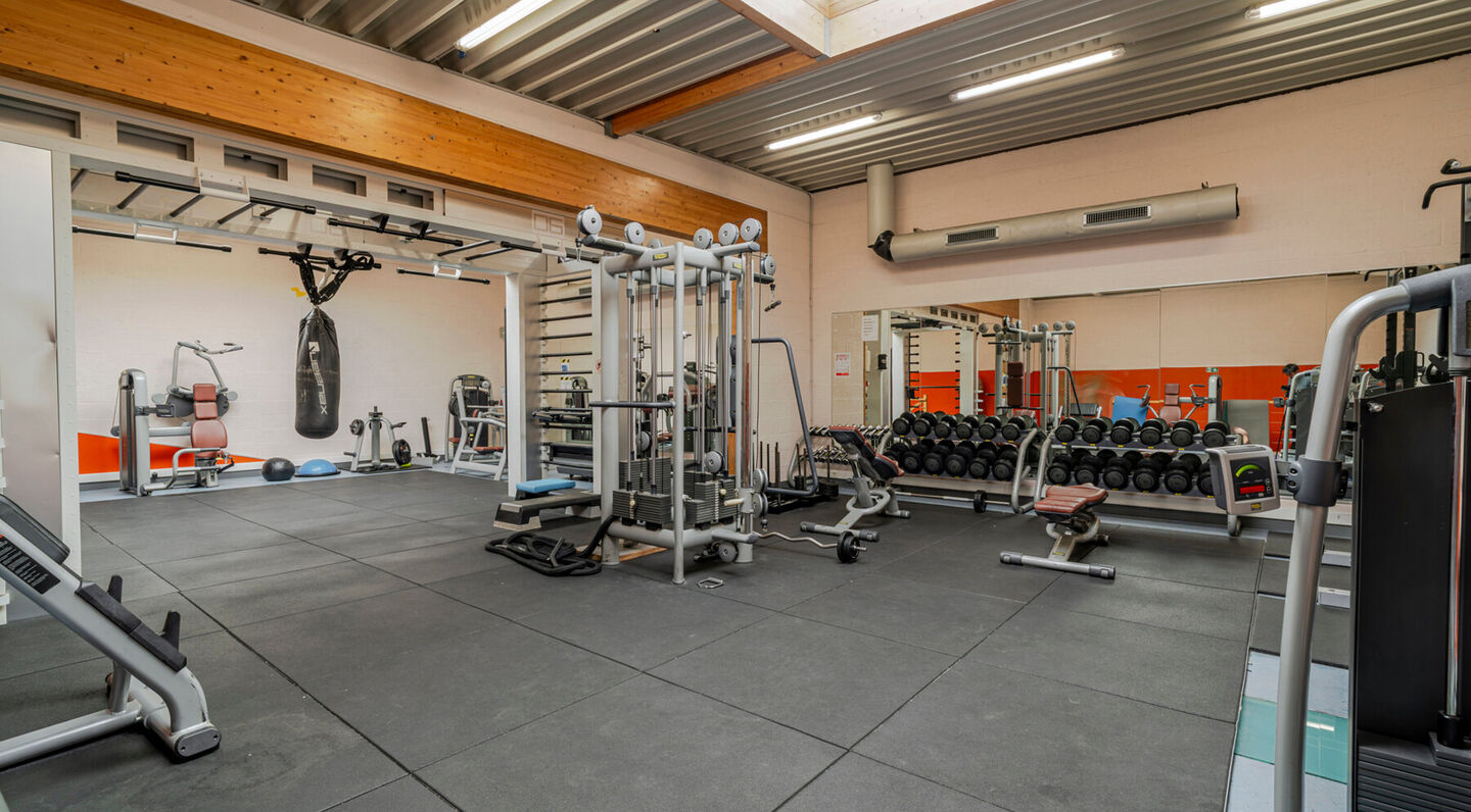 Immeuble à usage multiple à vendre à Molenbeek-Sint-Jan