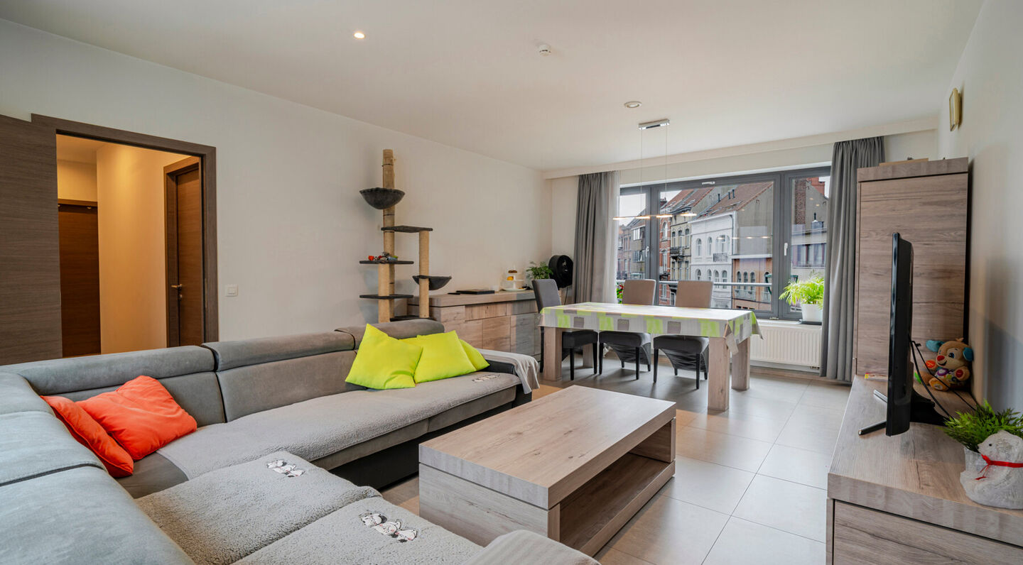 Immeuble à usage multiple à vendre à Molenbeek-Sint-Jan