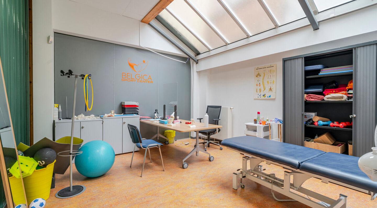 Multi-purpose building for sale in Molenbeek-Sint-Jan