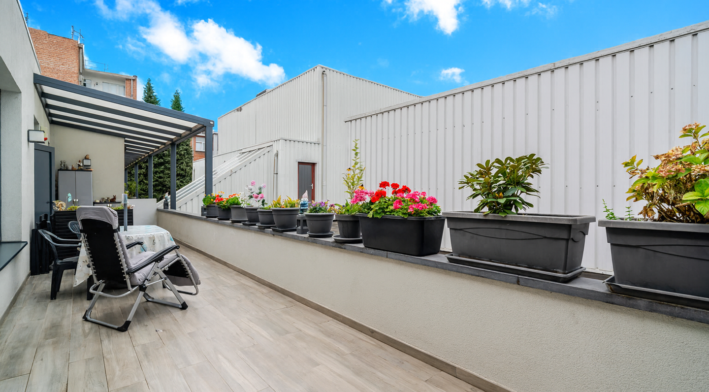 Multi-purpose building for sale in Molenbeek-Sint-Jan