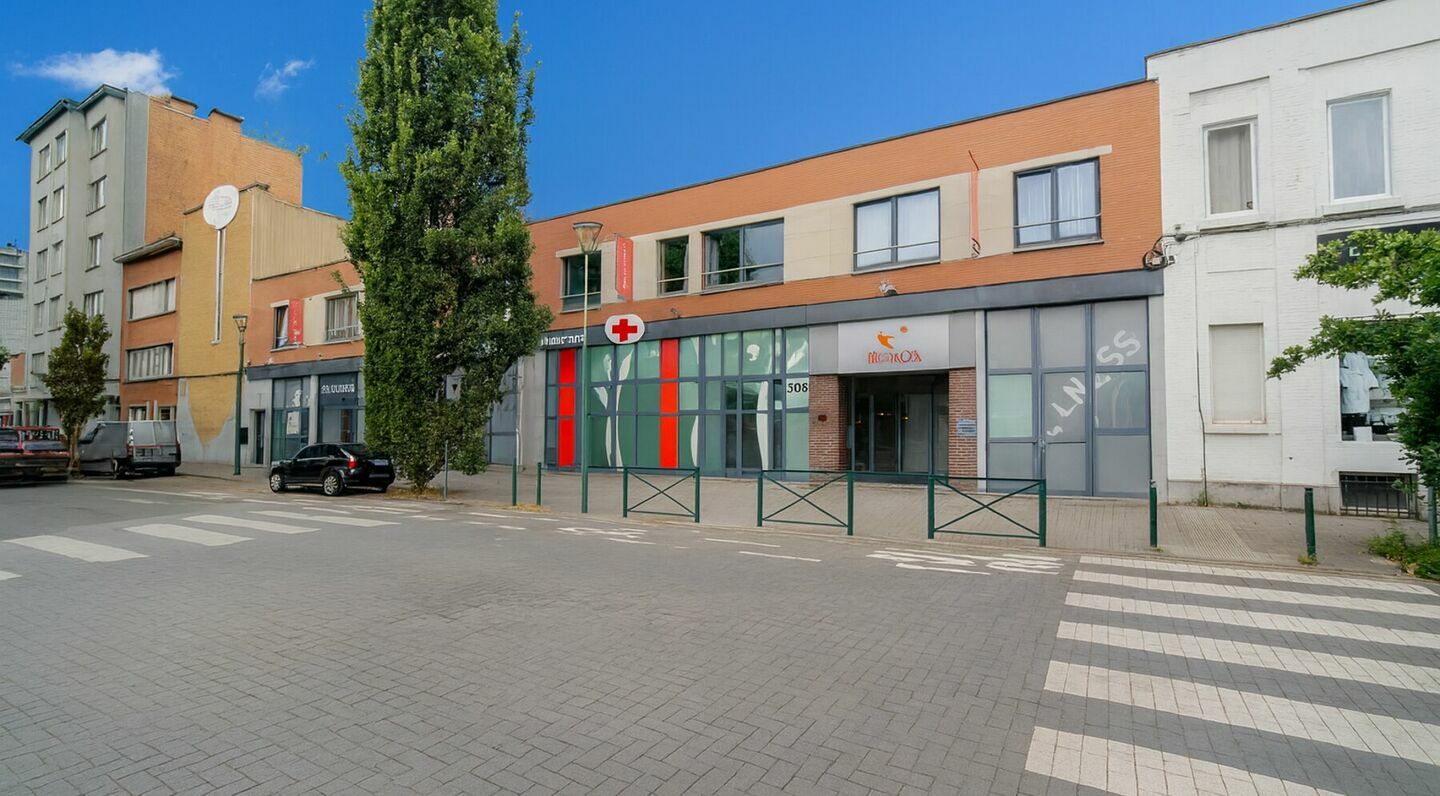Multi-purpose building for sale in Molenbeek-Sint-Jan