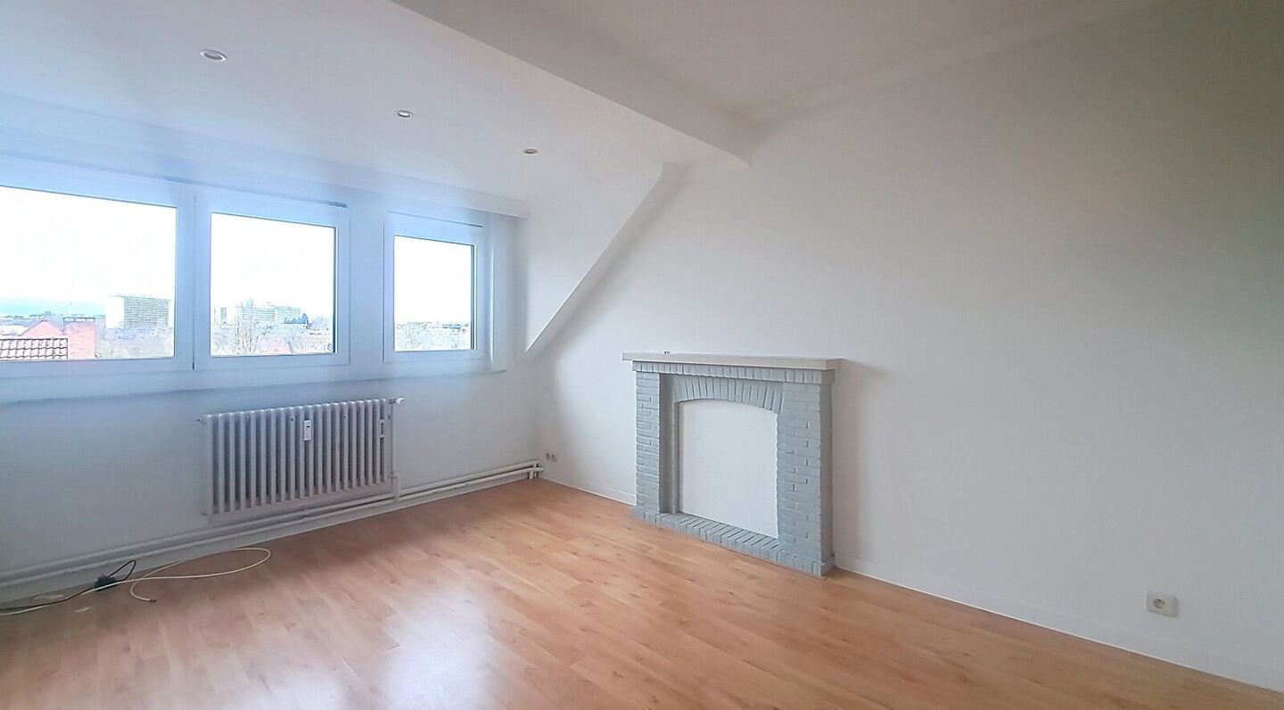 Rooftop apartment for rent in Sint-Lambrechts-Woluwe