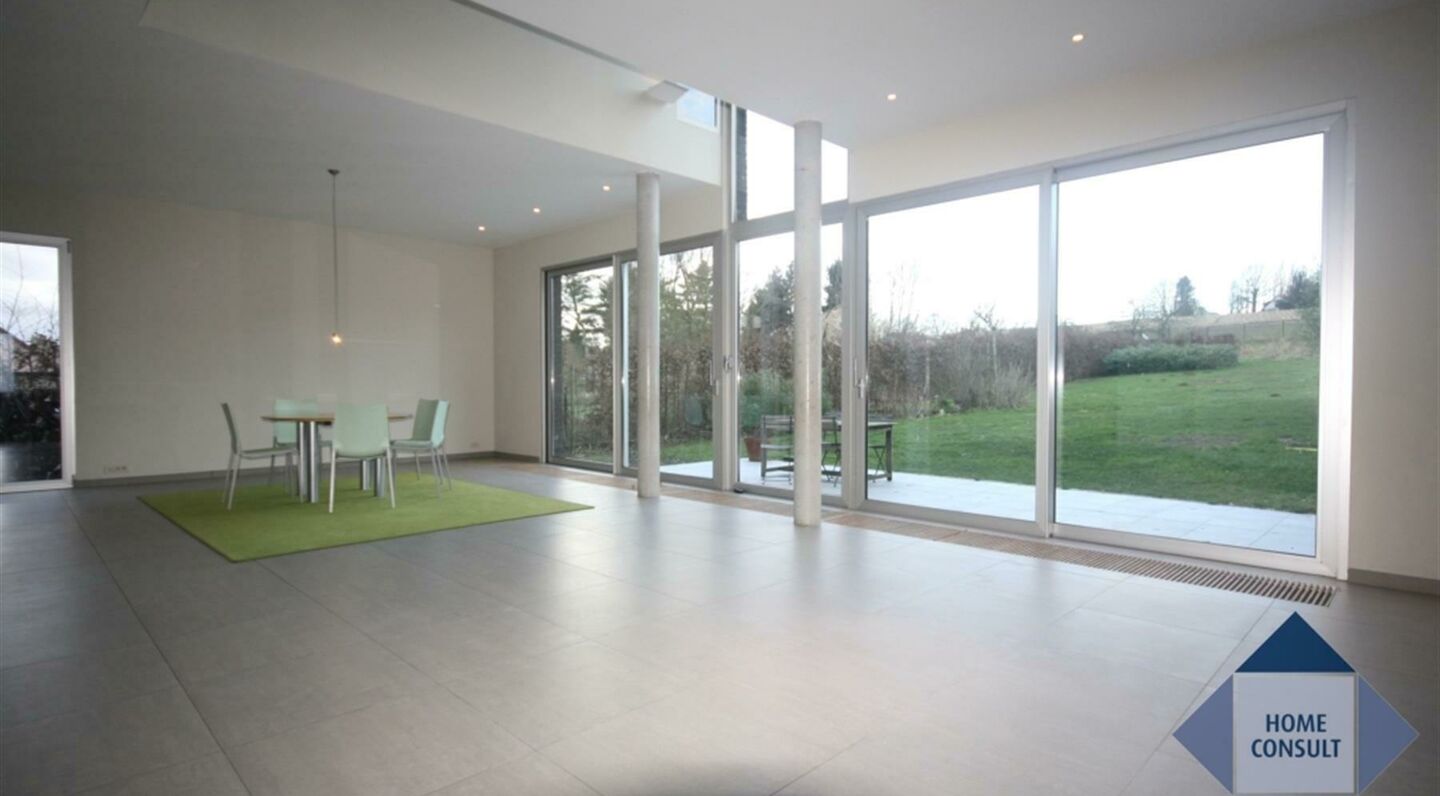 Villa à louer à Vossem