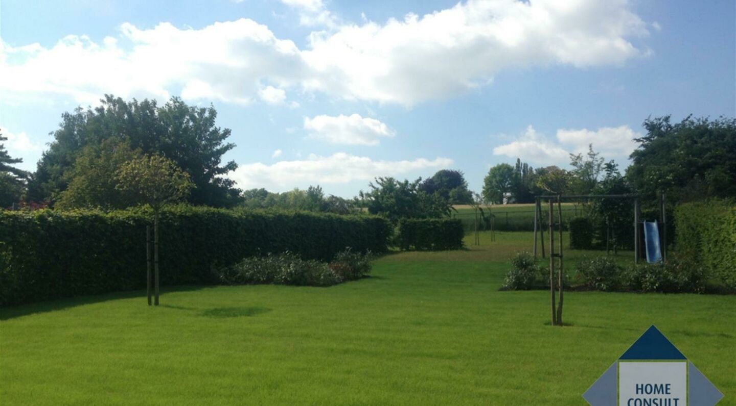 Villa à louer à Vossem