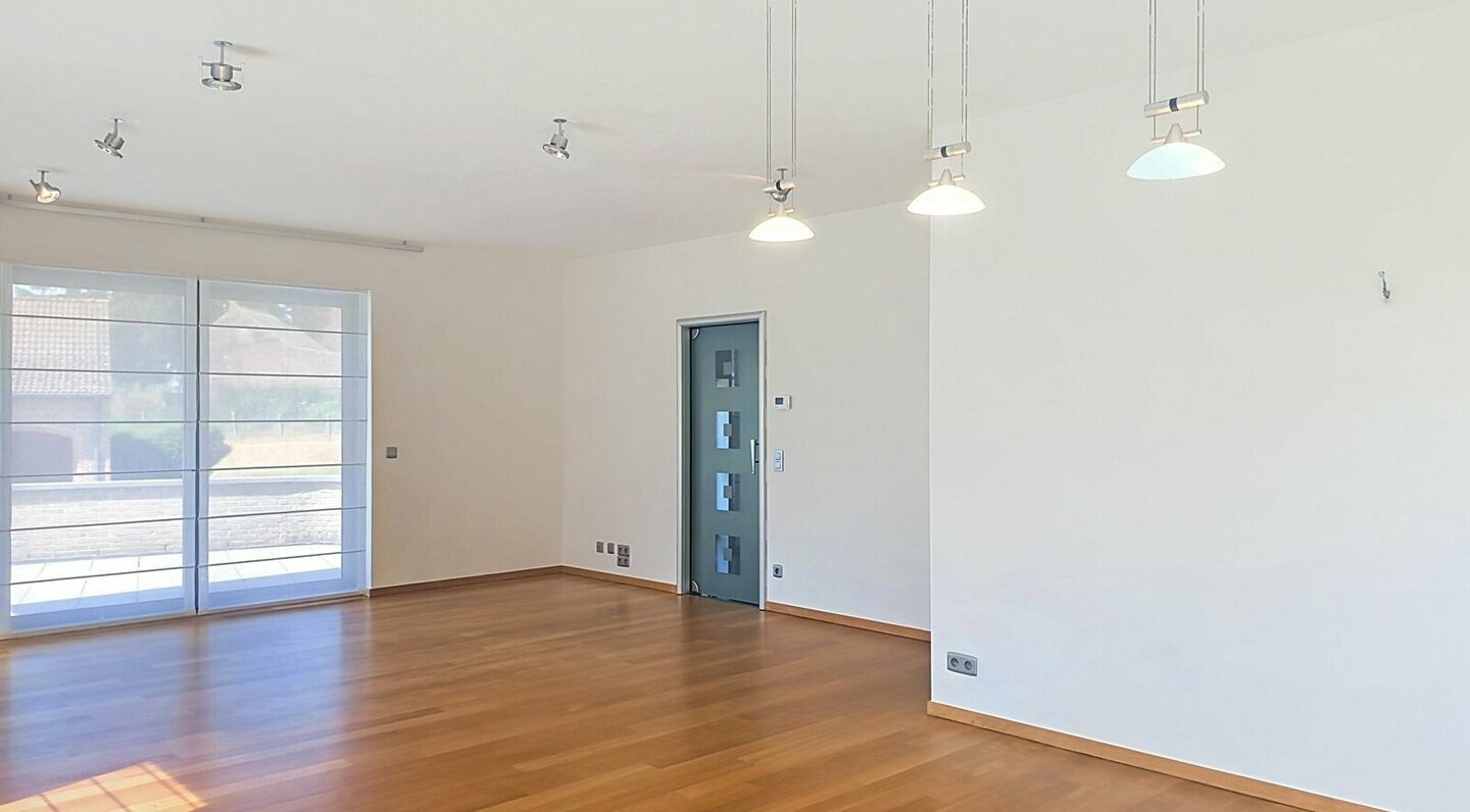 Villa for rent in Bertem