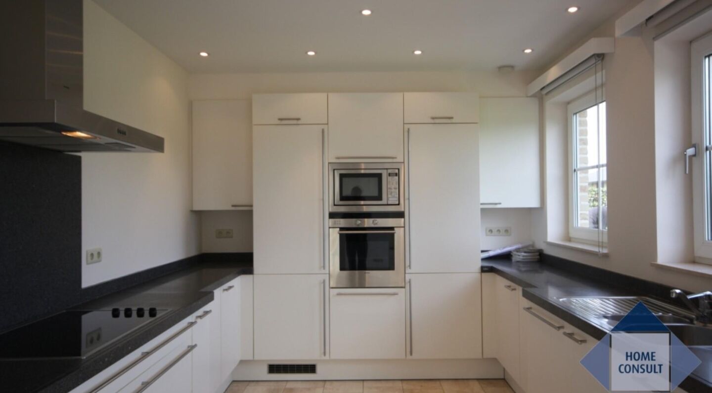Villa for rent in Hoeilaart