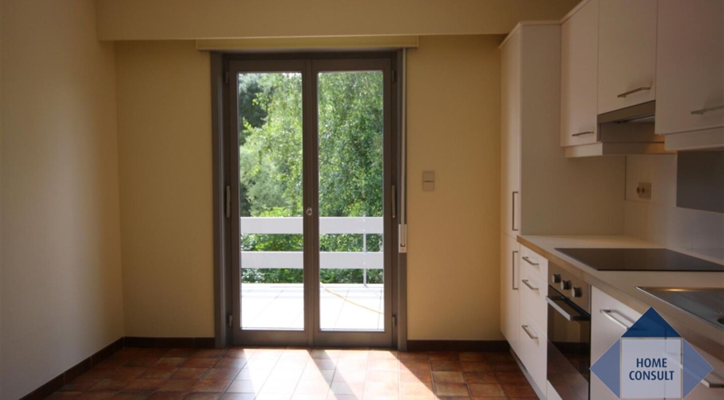 Villa for rent in Huldenberg