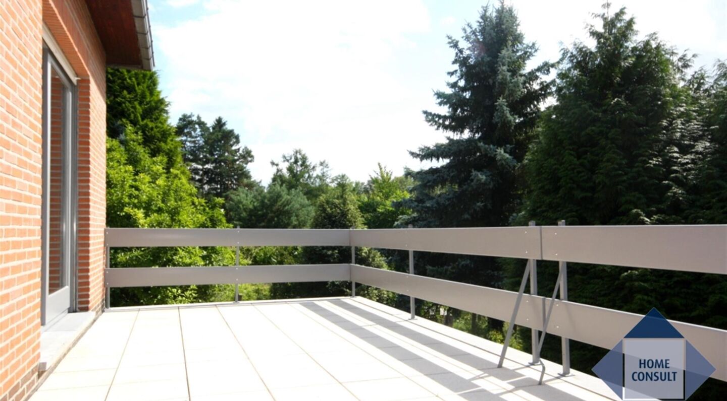 Villa for rent in Huldenberg