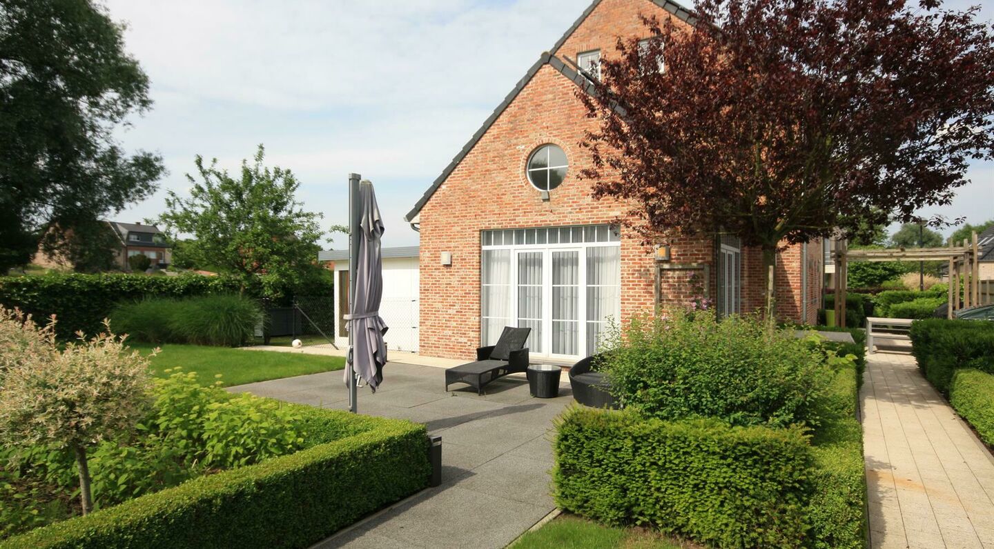 Villa for rent in Leefdaal