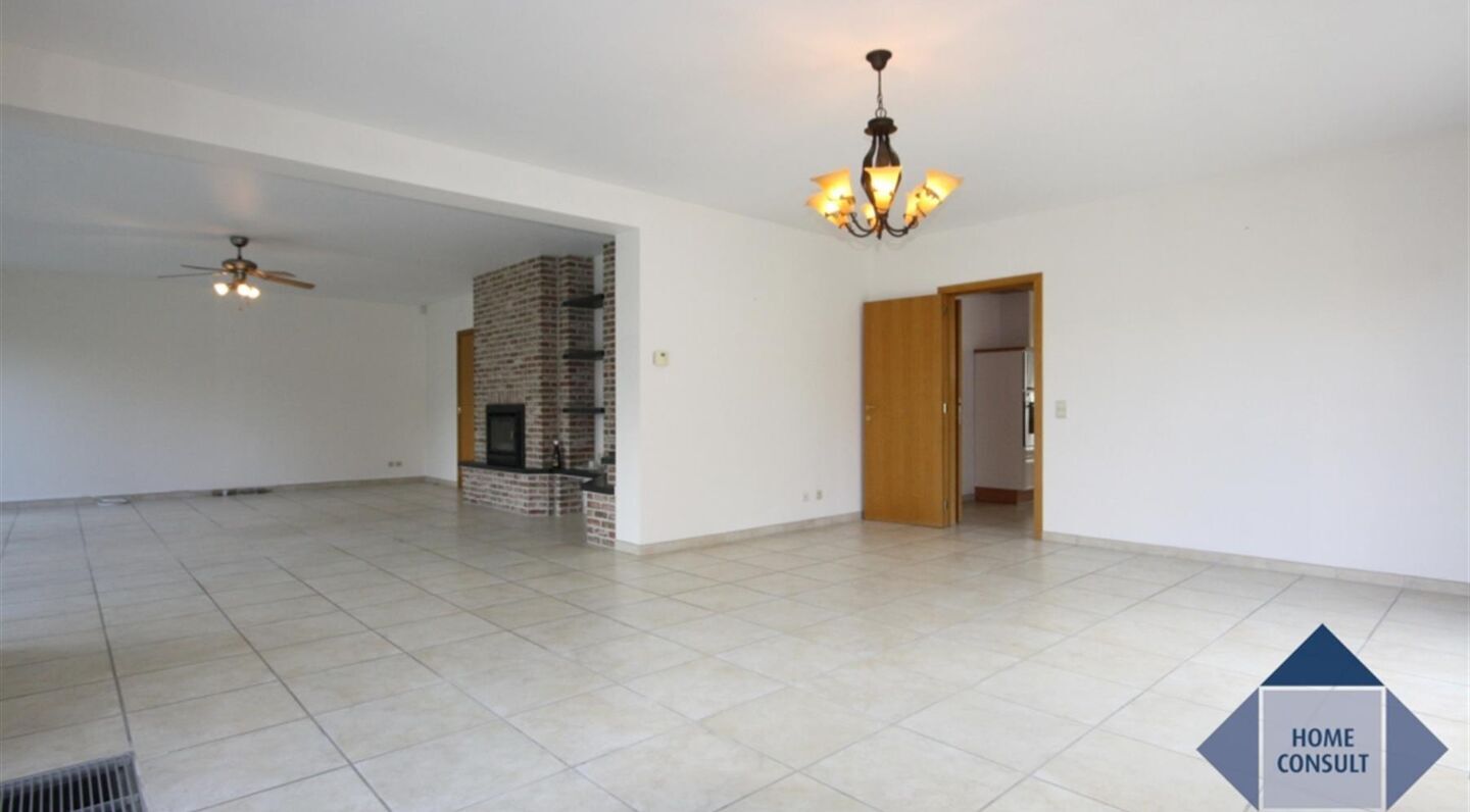 Villa for rent in Overijse