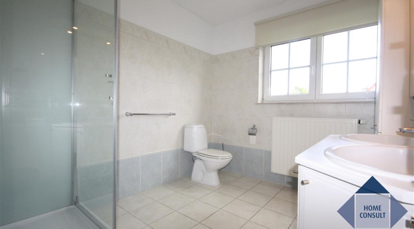 Villa for rent in Overijse