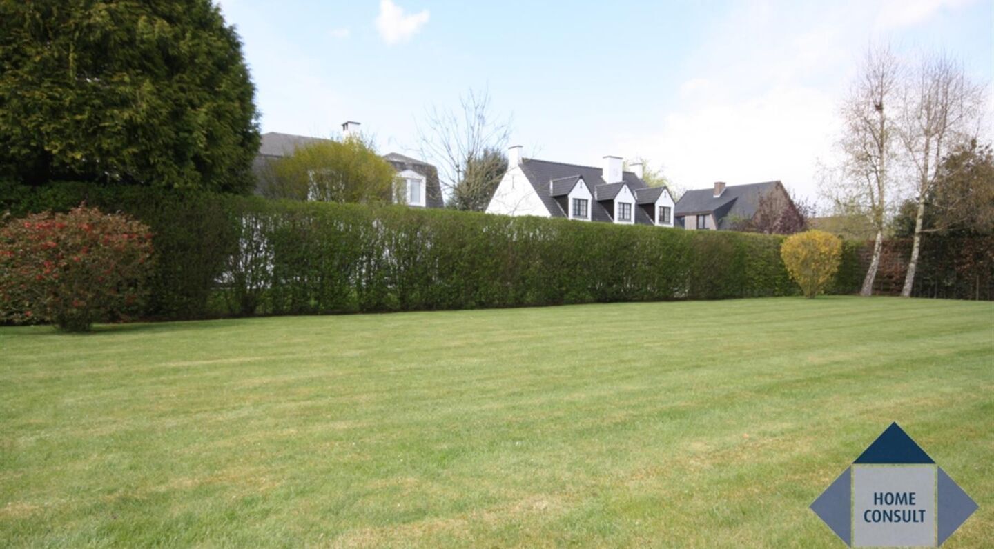 Villa for rent in Overijse