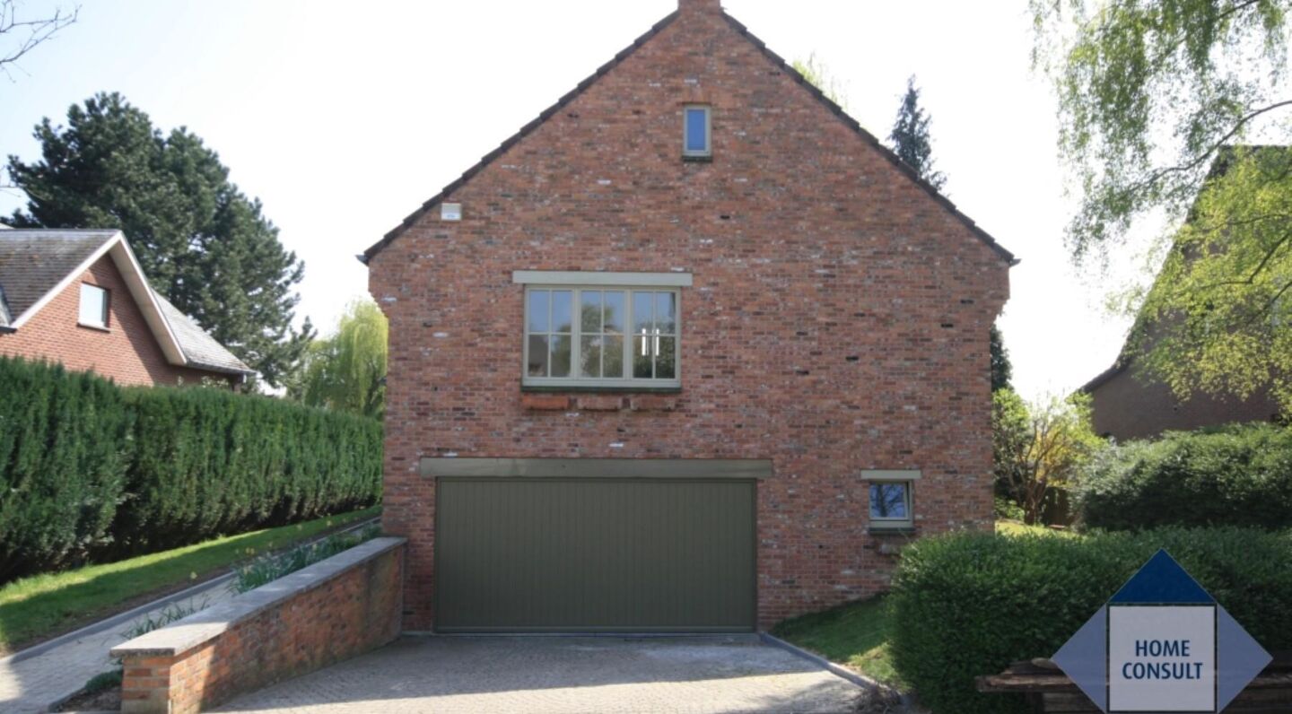 Villa for rent in Sterrebeek