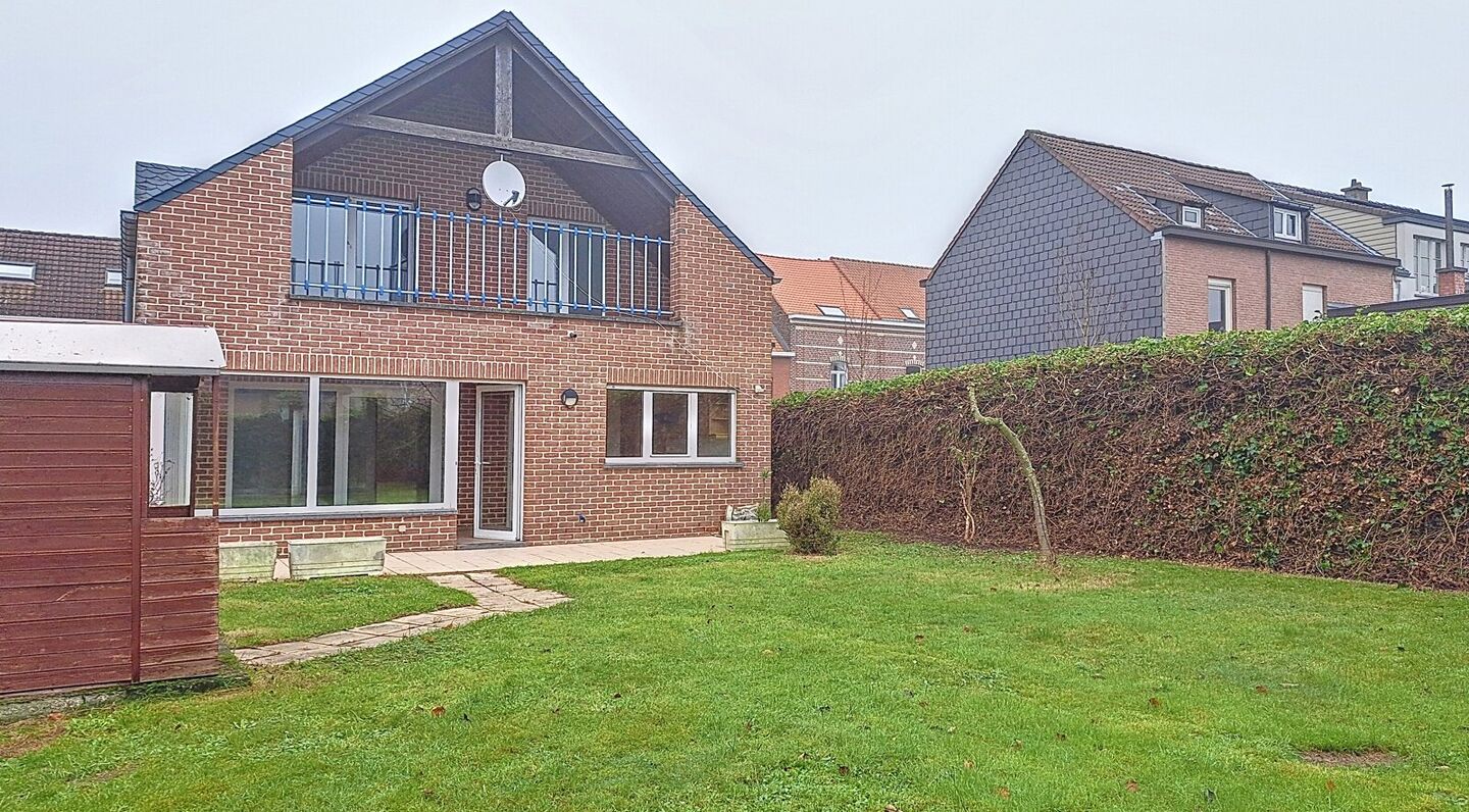 Villa for rent in Sterrebeek