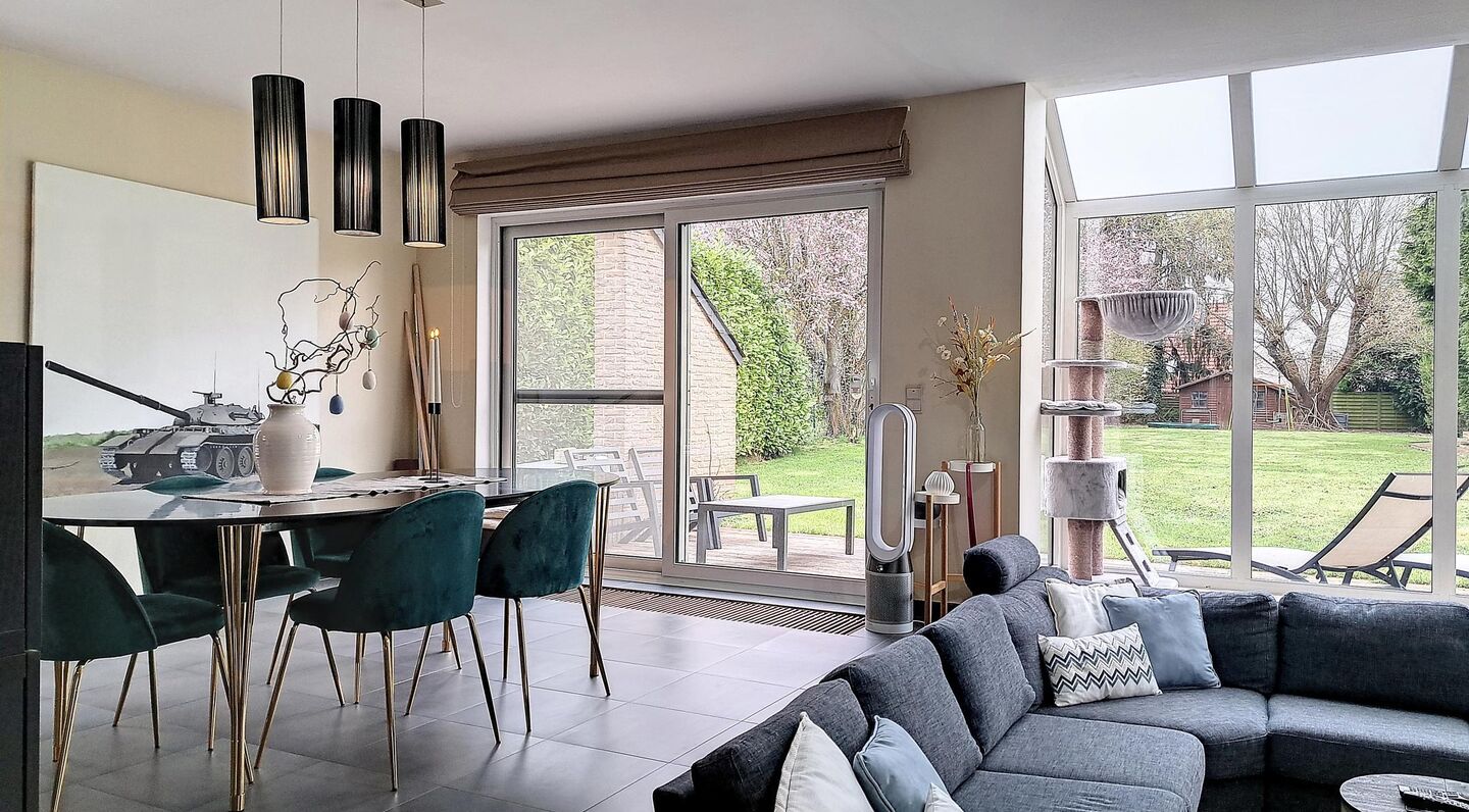 Villa for rent in Sterrebeek