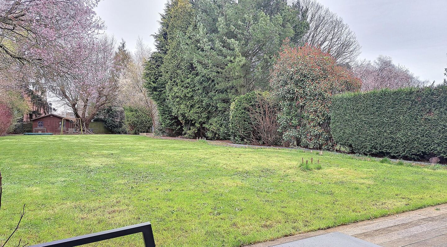 Villa for rent in Sterrebeek