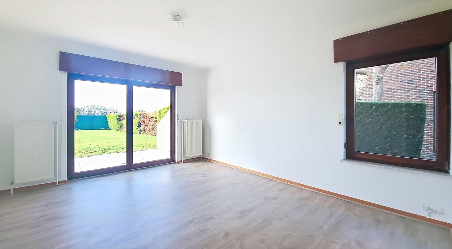 Villa for rent in Sterrebeek