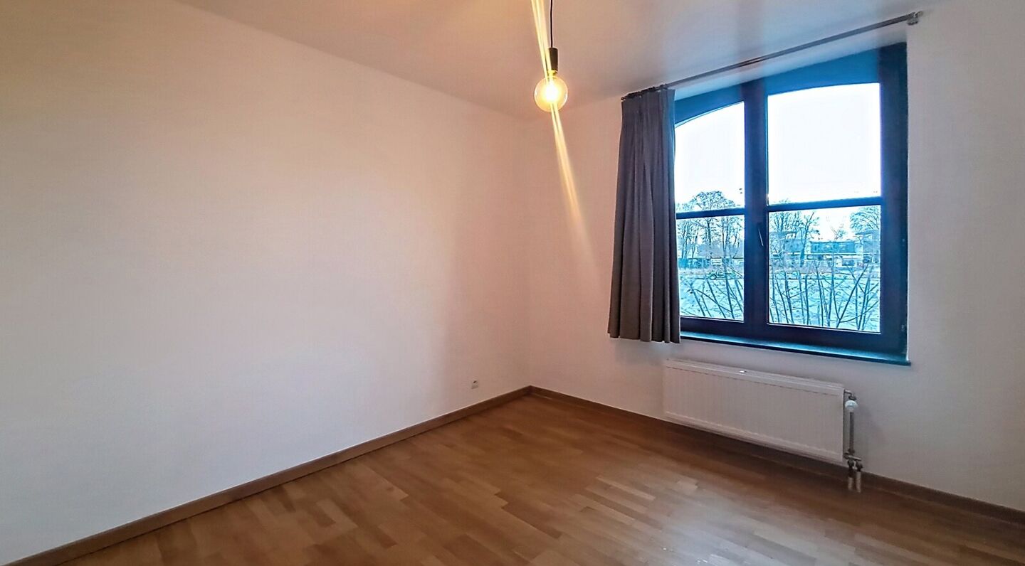 Villa for rent in Sterrebeek