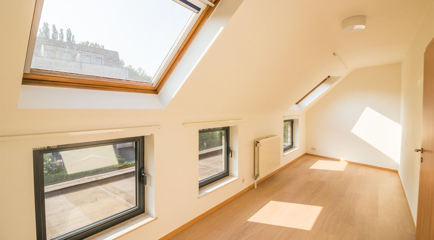 Villa for rent in Sterrebeek