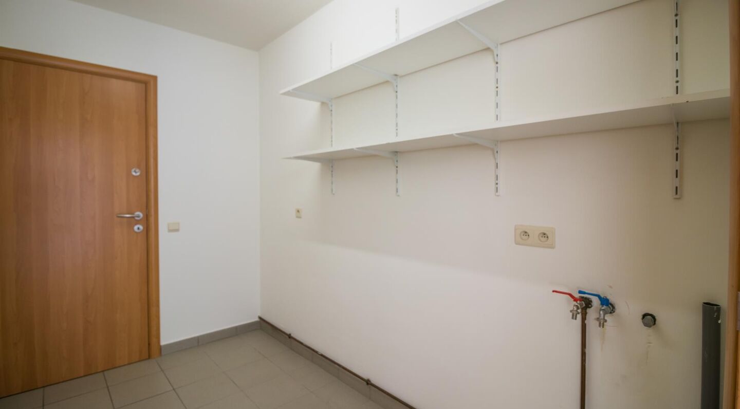 Villa for rent in Sterrebeek