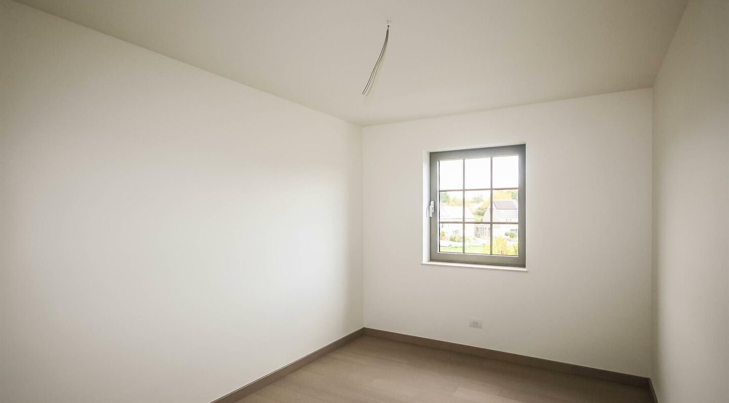 Villa for rent in Sterrebeek