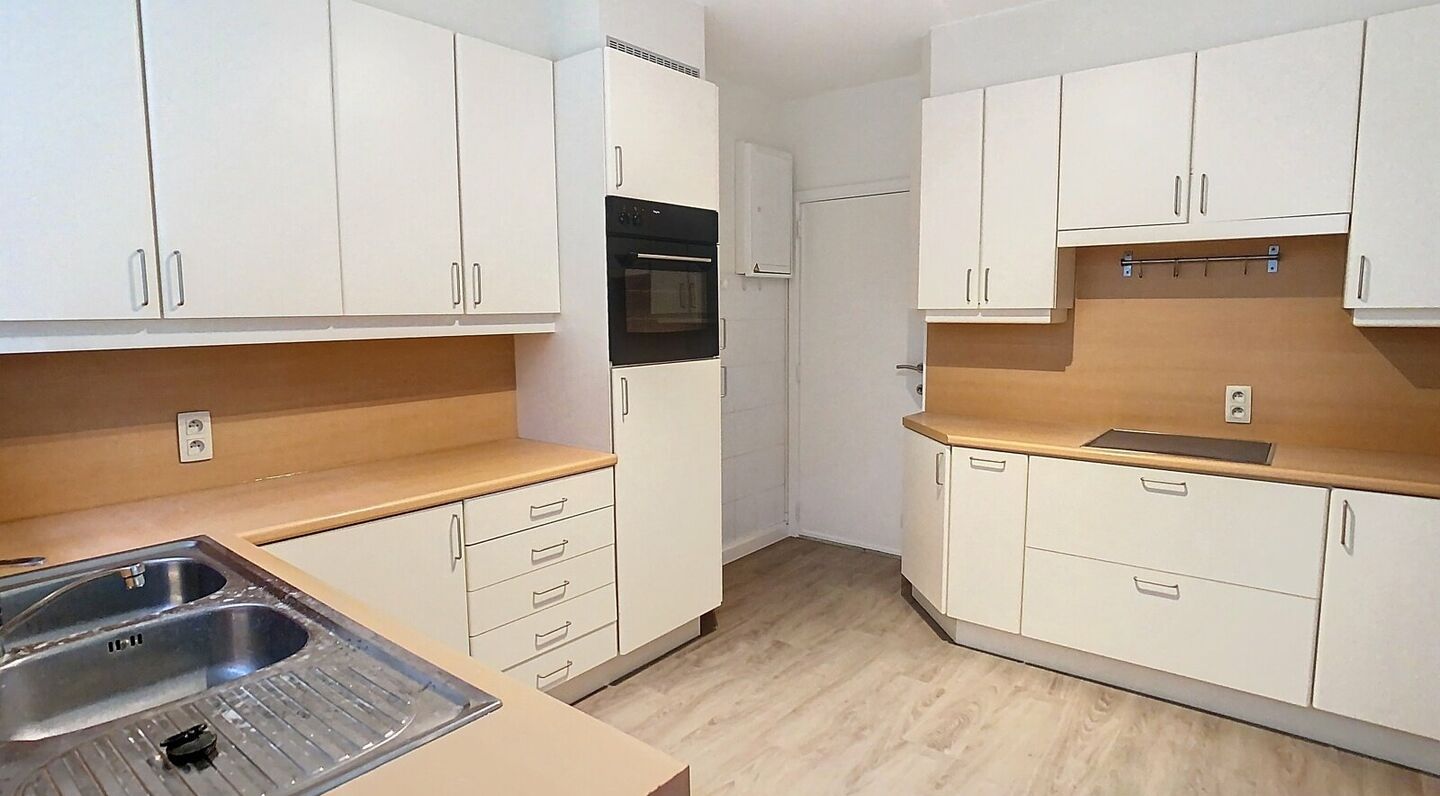 Villa for rent in Sterrebeek