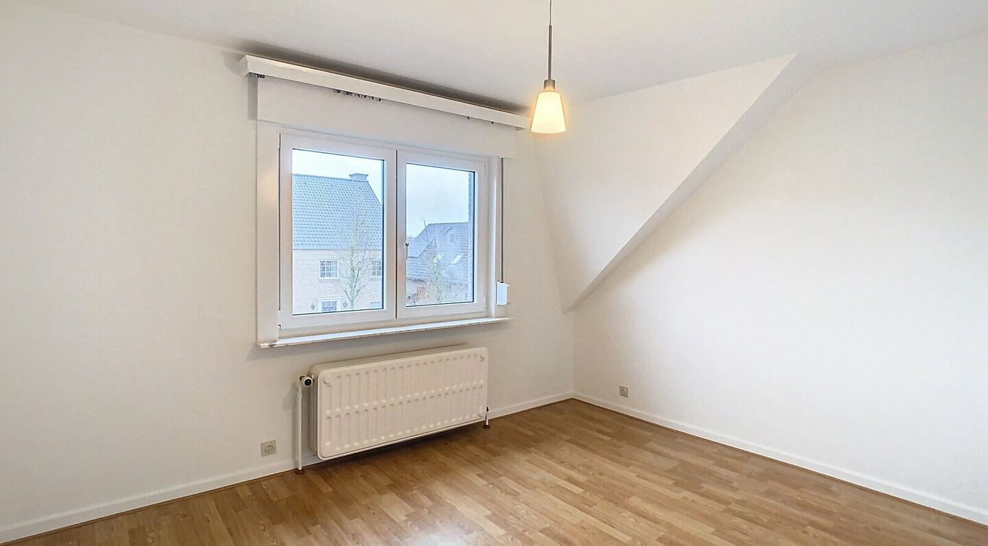 Villa for rent in Sterrebeek