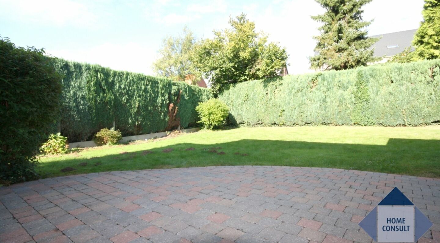 Villa for rent in Sterrebeek