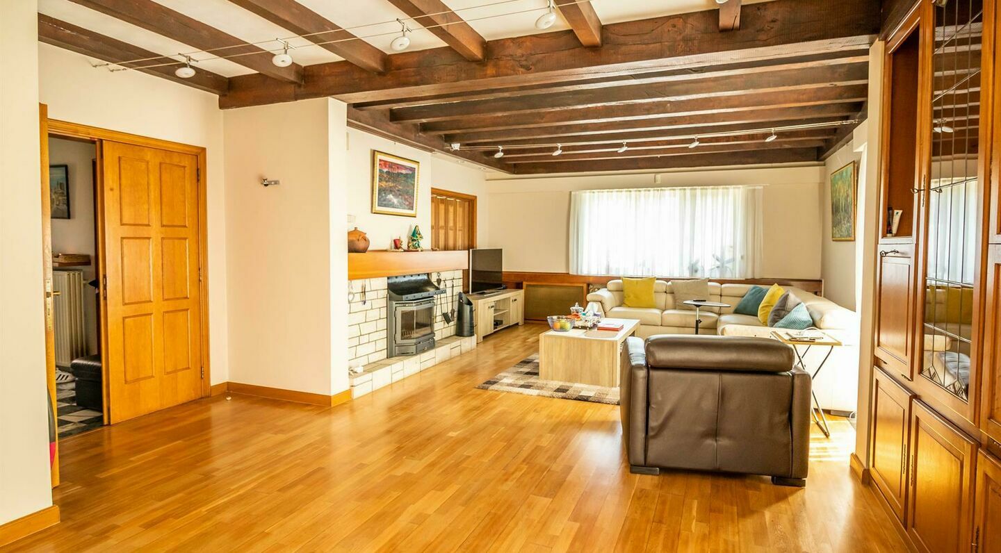 Villa for rent in Sterrebeek