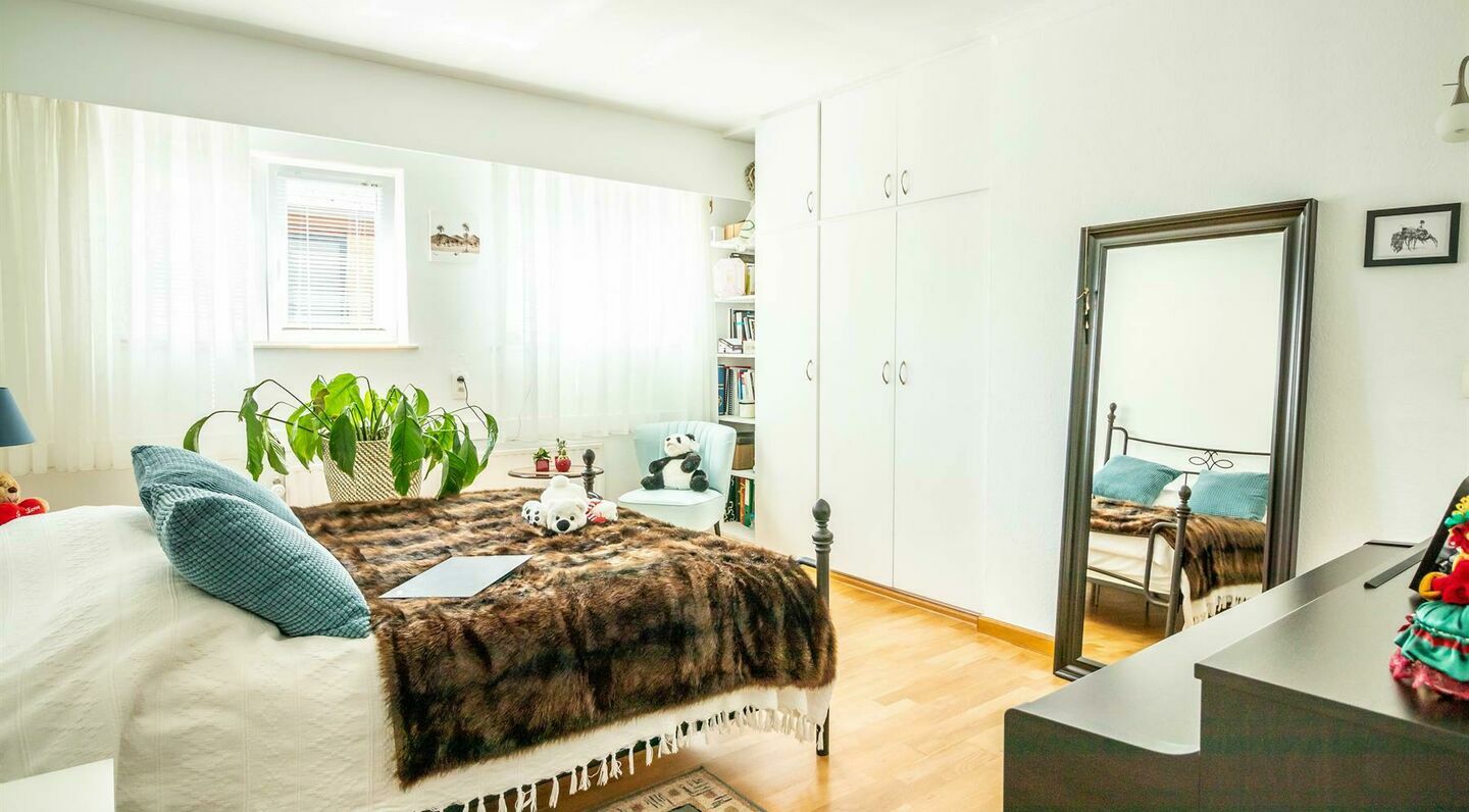Villa for rent in Sterrebeek