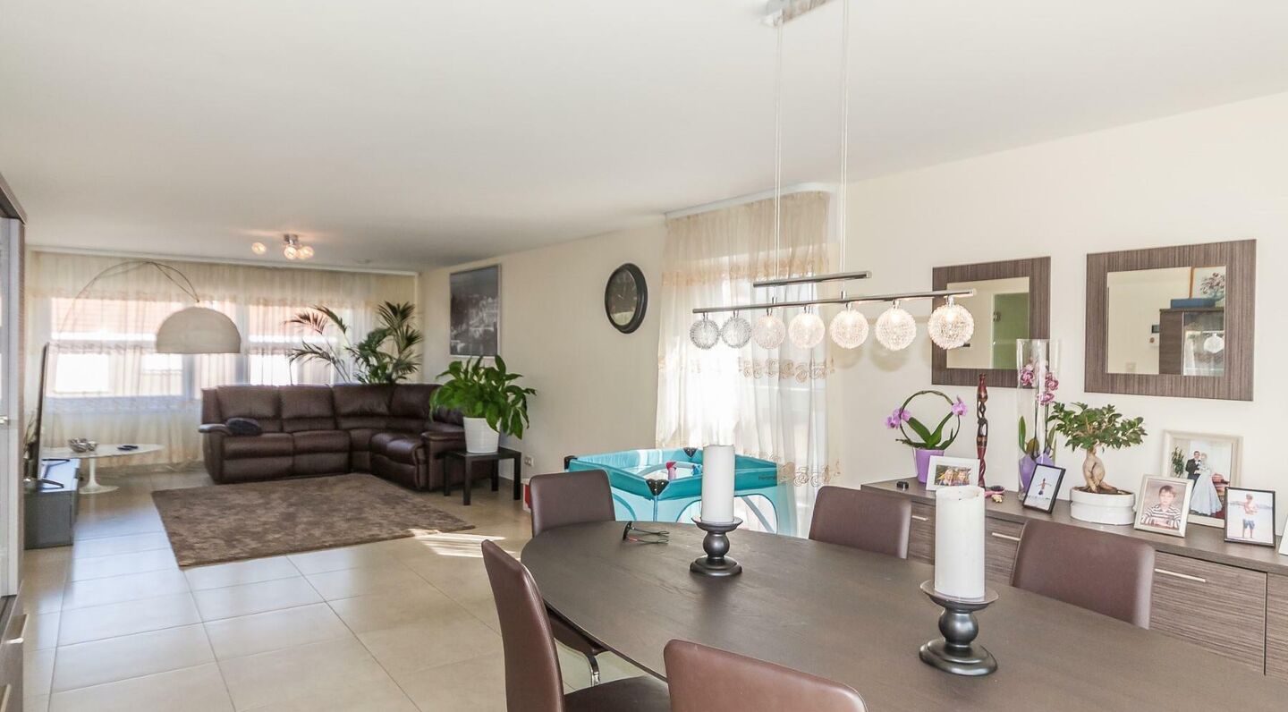 Villa for rent in Vossem