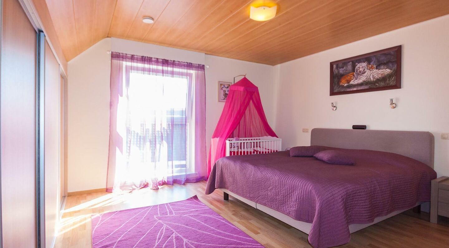 Villa for rent in Vossem