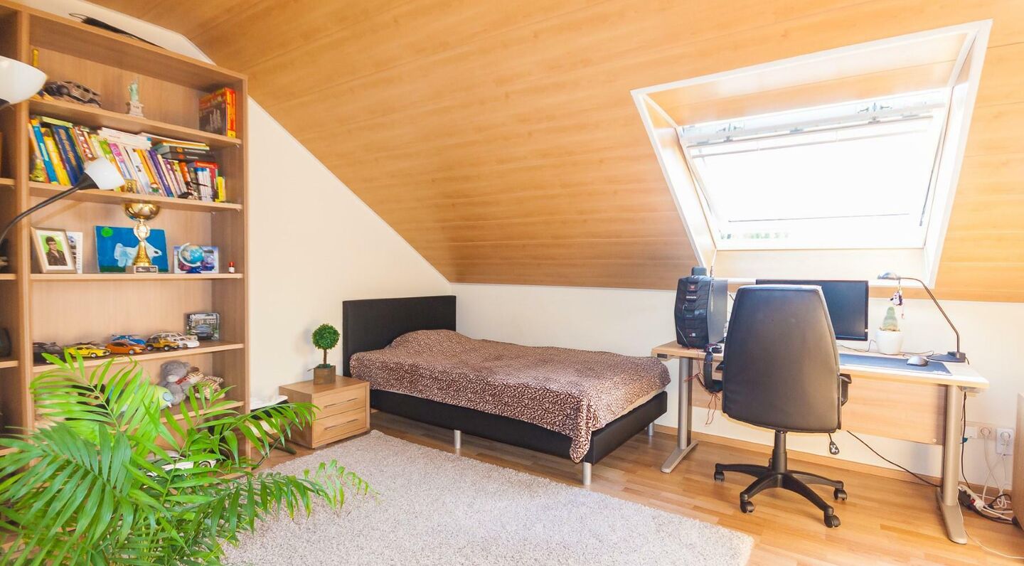 Villa for rent in Vossem