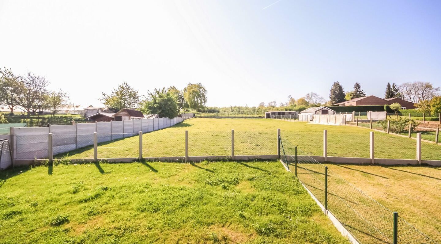 Villa for rent in Vossem