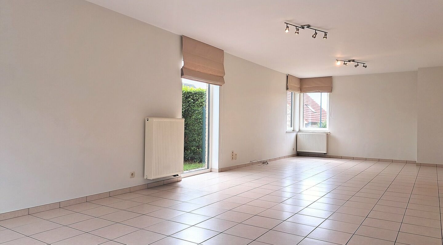 Villa for rent in Vossem