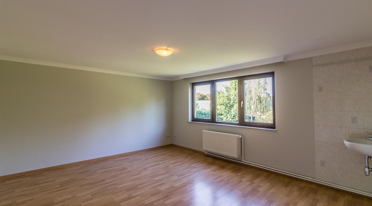 Villa for rent in Wezembeek-Oppem