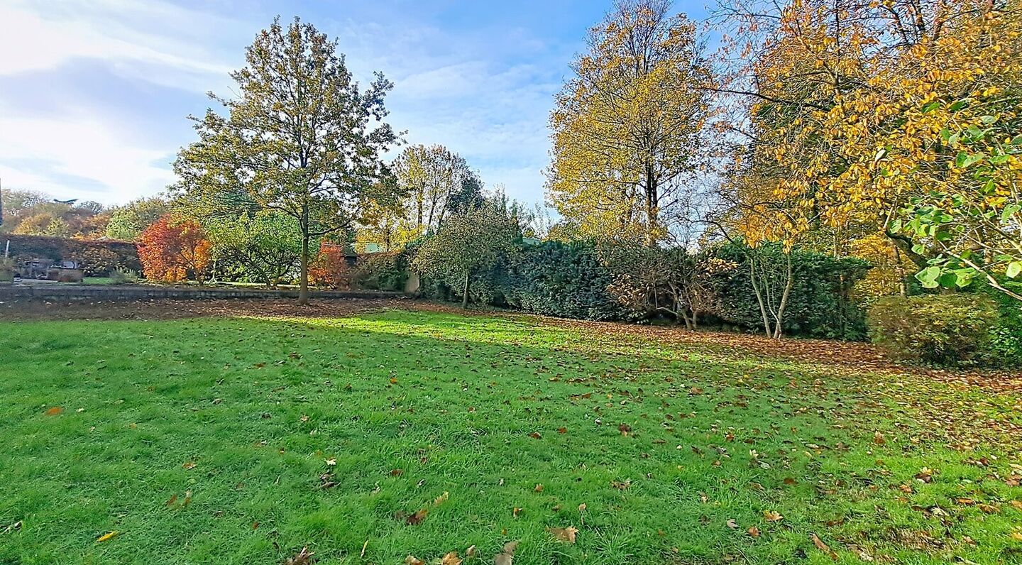 Villa for rent in Wezembeek-Oppem