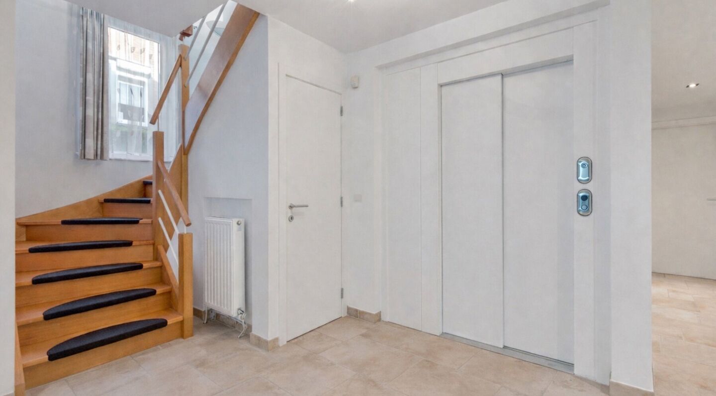 Villa for sale in Kraainem